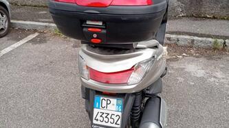 Yamaha Majesty 400 (2004 - 08) usata