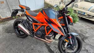 KTM 1290 Super Duke R (2020) 