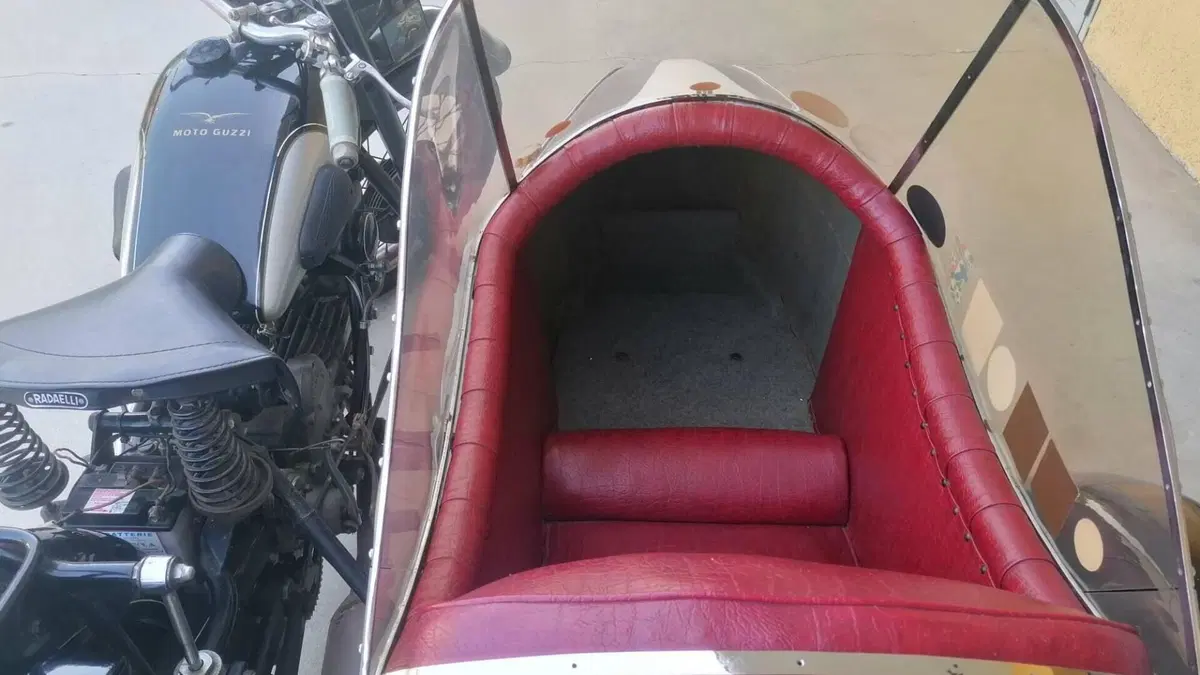 Moto Guzzi   (7)