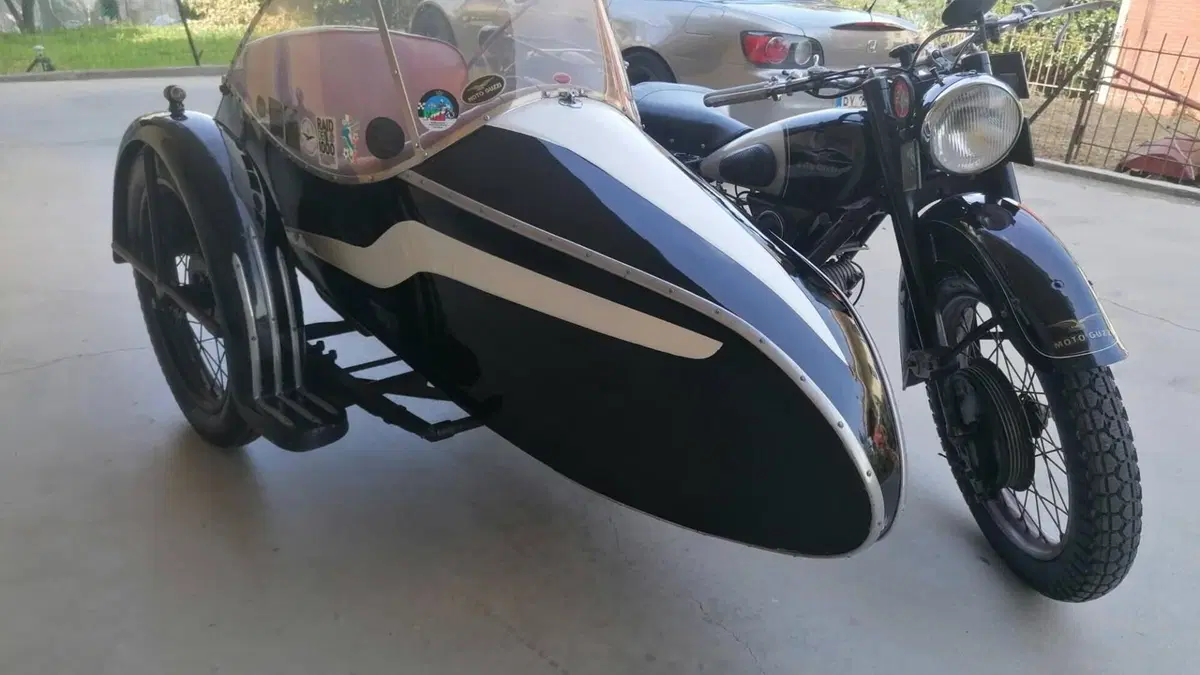 Moto Guzzi  