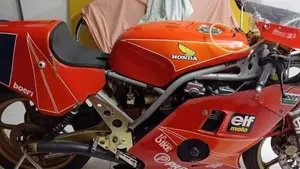 Honda   (2)
