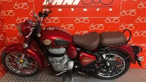Royal Enfield Classic 350 (2021 - 26)  (3)