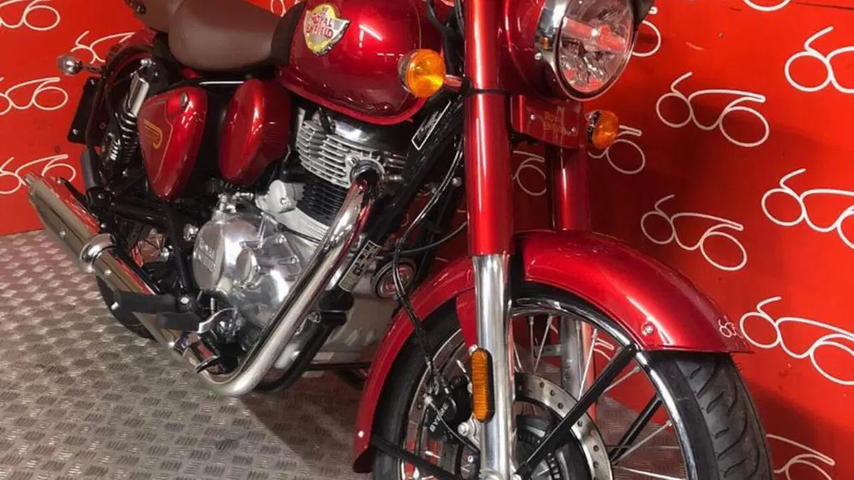 Royal Enfield Classic 350 (2021 - 26)  (2)