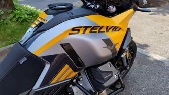 Moto Guzzi Stelvio PFF (2024 - 25) usata