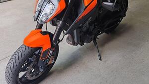 KTM 890 Duke L (2021) 