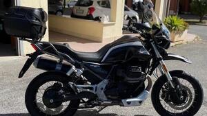 Moto Guzzi V85 TT Guardia d'Onore (2022 - 23) 