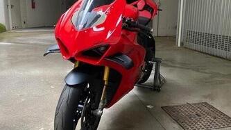 Ducati Panigale V4 S (2022 - 24) usata