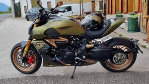 Ducati Diavel 1260 Lamborghini (2021) 