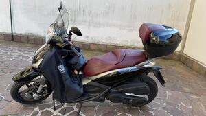 Piaggio Beverly 350 SportTouring ie (2011 - 15) 