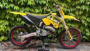 Suzuki RM 125 (2002 - 03) 