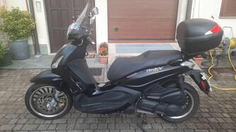 Piaggio Beverly 300 i.e. Police ABS-ASR (2017 - 20) usata