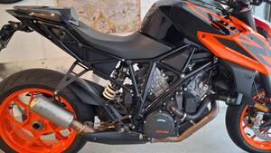 KTM 1290 Super Duke R (2019) 