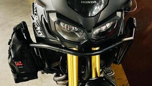 Honda Africa Twin CRF 1000L DCT ABS Travel Edition (2016 - 17) 