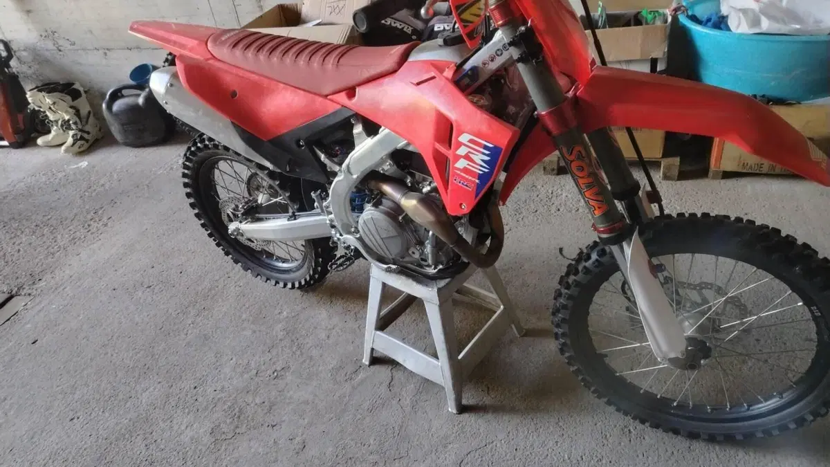 Honda CRF 450R (2025)  (3)