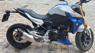 Bmw F 900 R (2021 - 24) usata