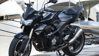 Kawasaki Z 1000 (2007 - 09) usata