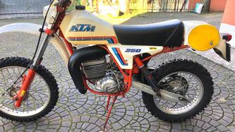 KTM 250 epoca