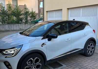 Renault Captur Plug-in Hybrid E-Tech 160 CV Intens usata