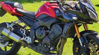 Yamaha FZ1 Fazer (2006 - 16) usata