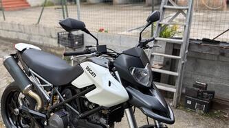 Ducati Hypermotard 796 (2012) usata