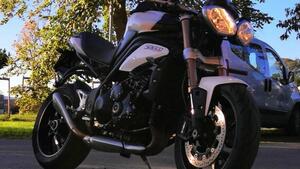 Triumph Speed Triple 1050 (2011 - 13) 