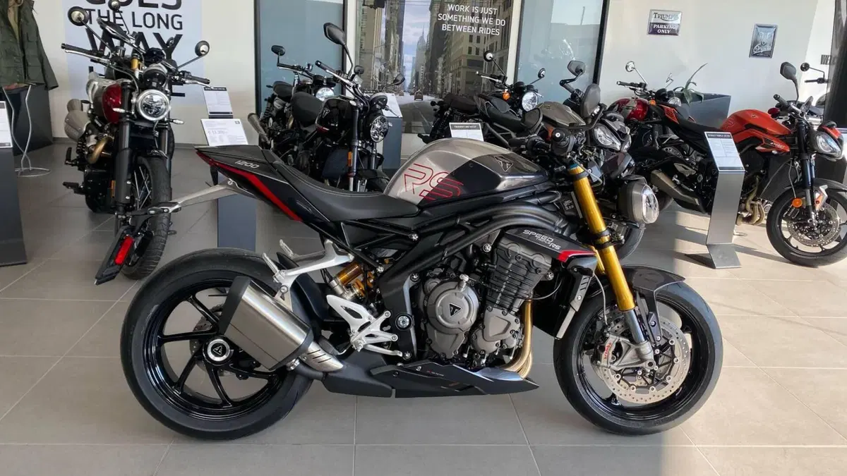 Triumph Speed Triple 1200 RS (2025 - 26)  (5)