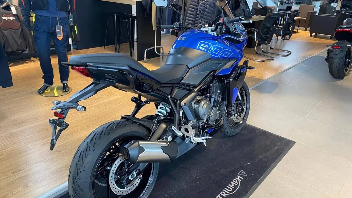 Triumph Tiger Sport 800 (2025 - 26)  (2)