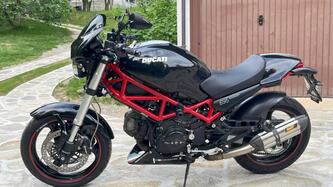Ducati Monster 695 (2006 - 08) usata