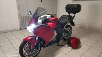 Honda VFR 1200 F DCT ABS (2010 - 16) usata