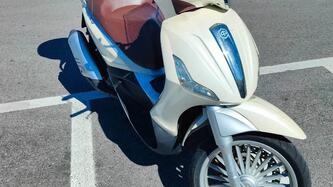 Piaggio Beverly 300 i.e. (2010 - 16) usata