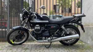 Moto Guzzi V7 Special (2021 - 24) 
