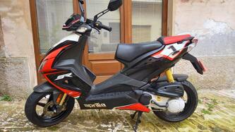 Aprilia SR 50 R (2012 - 17) usata