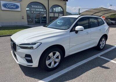 Volvo XC60 B4 (d) AWD Geartronic Momentum usata