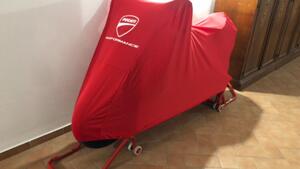 Ducati Streetfighter V4 S (2023 - 24) 