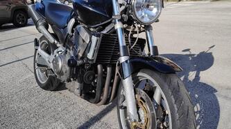Honda Hornet 900 cbf epoca