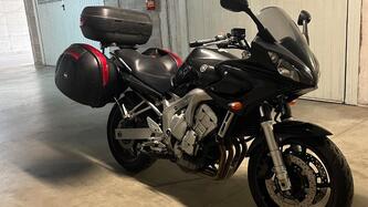 Yamaha FZ6 Fazer S2 (2006 - 11) usata