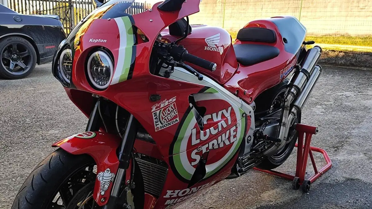 Honda VFR 750 F (1994 - 97)  (2)