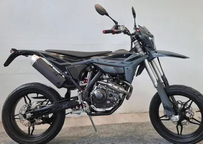 Betamotor RR 125 4T Motard T - X Special Edition (2025 - 26) - Annuncio 9717627