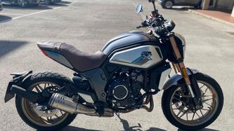 CFMOTO 700CL-X Heritage (2021 - 25) usata