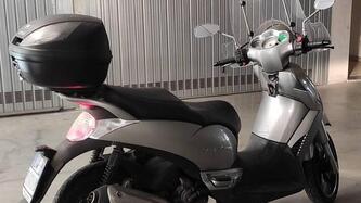 Aprilia Scarabeo 300 Special (2009 - 13) usata