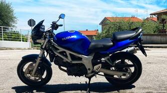 Suzuki SV 650 S (1999 - 02) usata