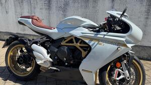 MV Agusta Superveloce 800 S (2021 - 25) 