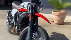 Ducati Scrambler 800 Urban Motard (2022) 