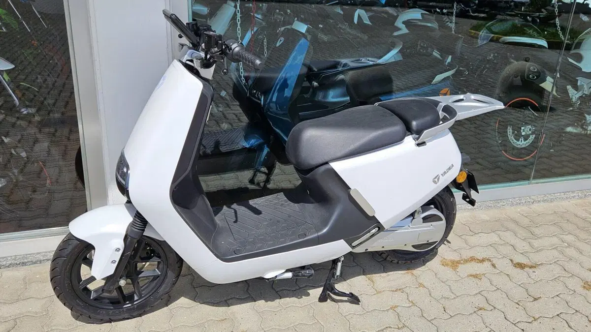 Yadea G5S Utility (2022 - 26)  (3)