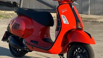 Vespa GTS 300 Super Sport (2023 - 24) usata