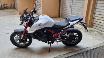 Honda CB 750 Hornet (2023 - 24)
