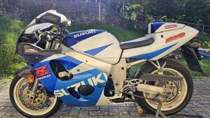Suzuki GSX R 600 (1997 - 00) 