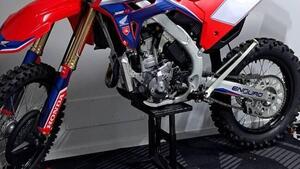 Honda CRF 300 RX Enduro (2024) 