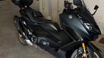 Yamaha T-Max 560 Tech Max (2022 - 24) usata
