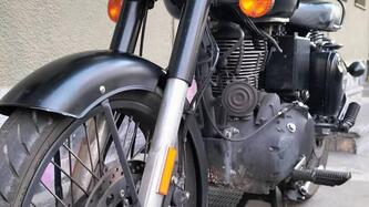 Royal Enfield Classic 500 EFI Stealth Black (2018 - 20)